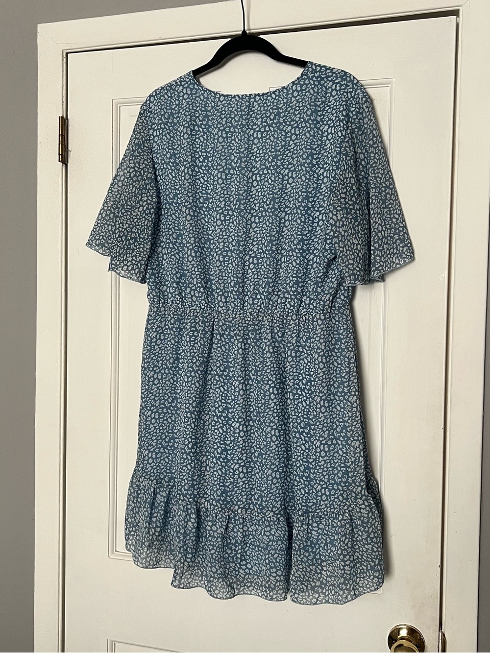 Light Blue Floral Wrap Short Dress - Picture 2 of 2